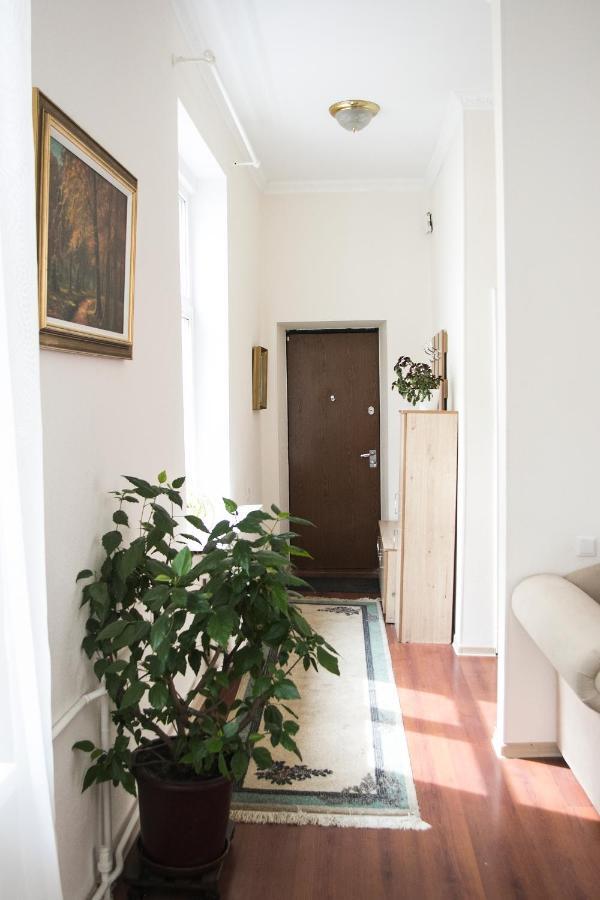 Vintage Style Spacious Apartment Klaipeda Exterior photo
